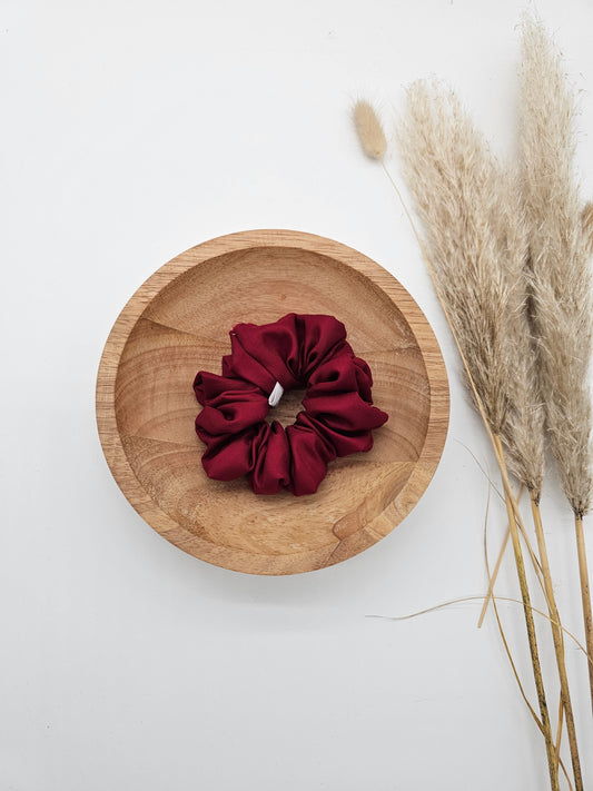 Edles Scrunchie Satin rot