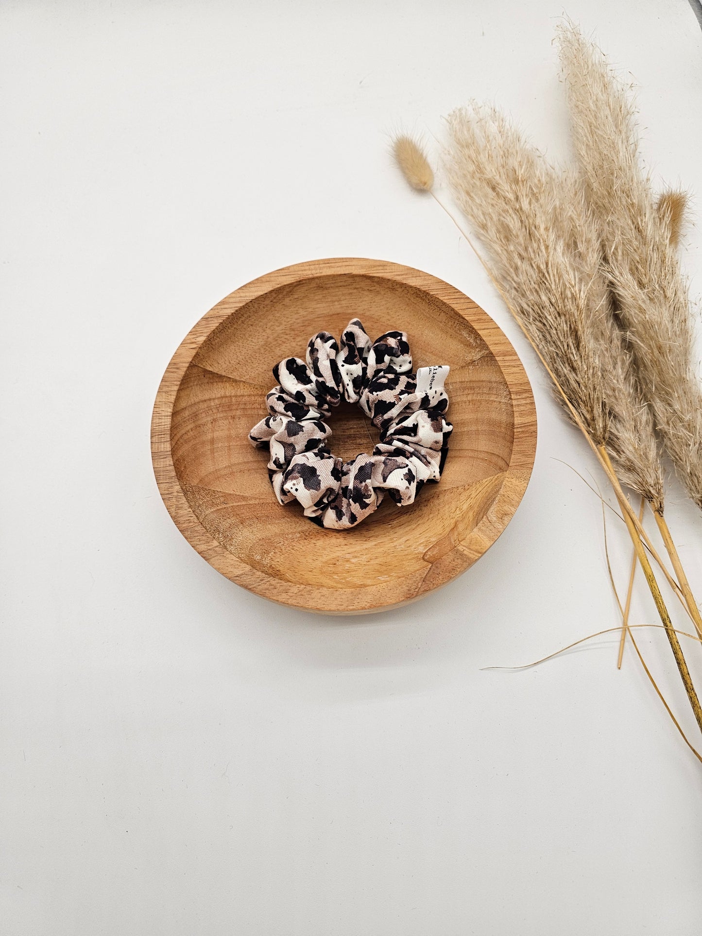 Trendiges Scrunchie leo