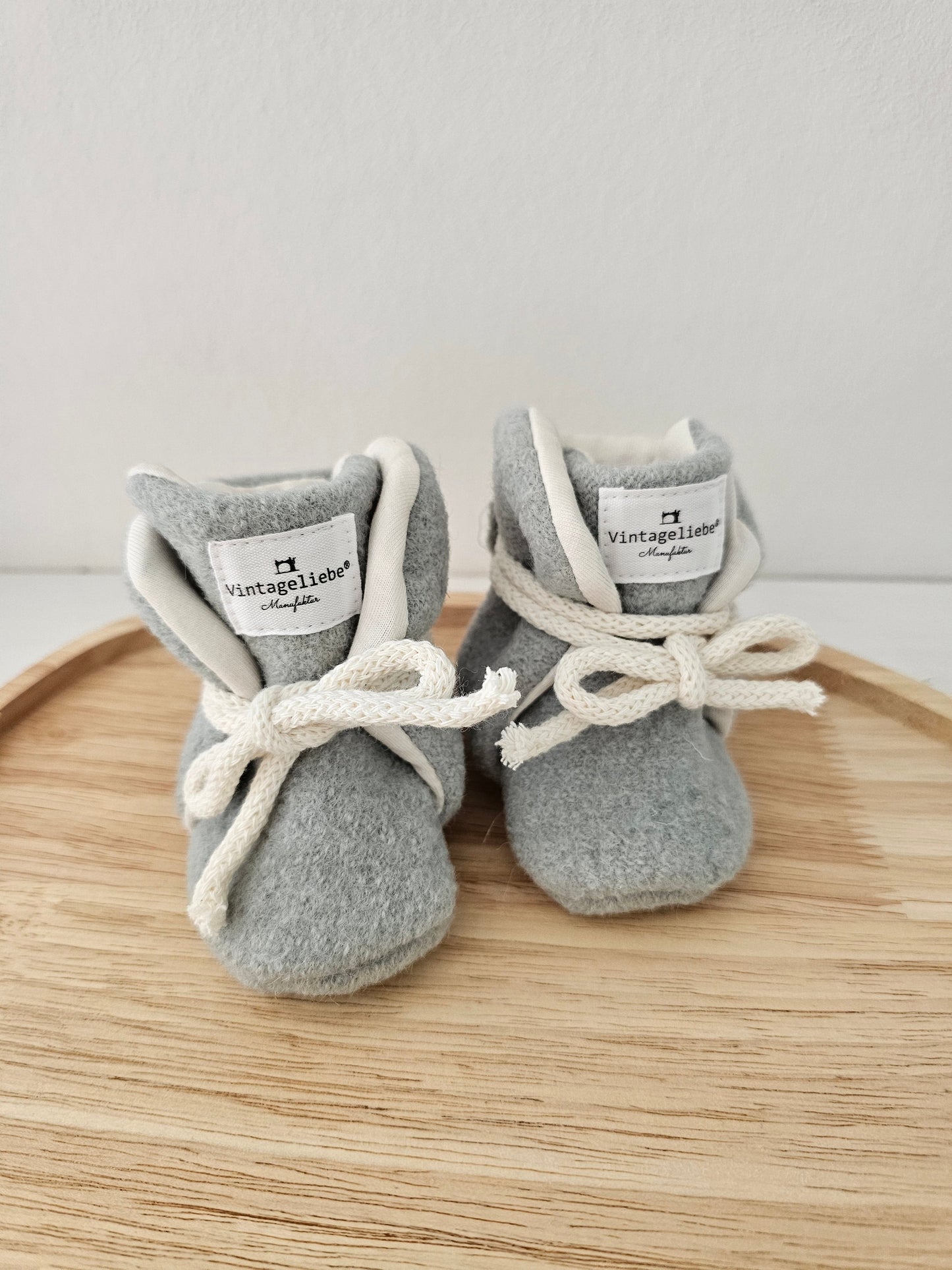 Vintageliebe® Hausschuhe Babyschuhe Walkboots aus 100% Schafwolle mint - Vintageliebe® Vintageliebe®Boot aus 100% Schafwolle creme beige