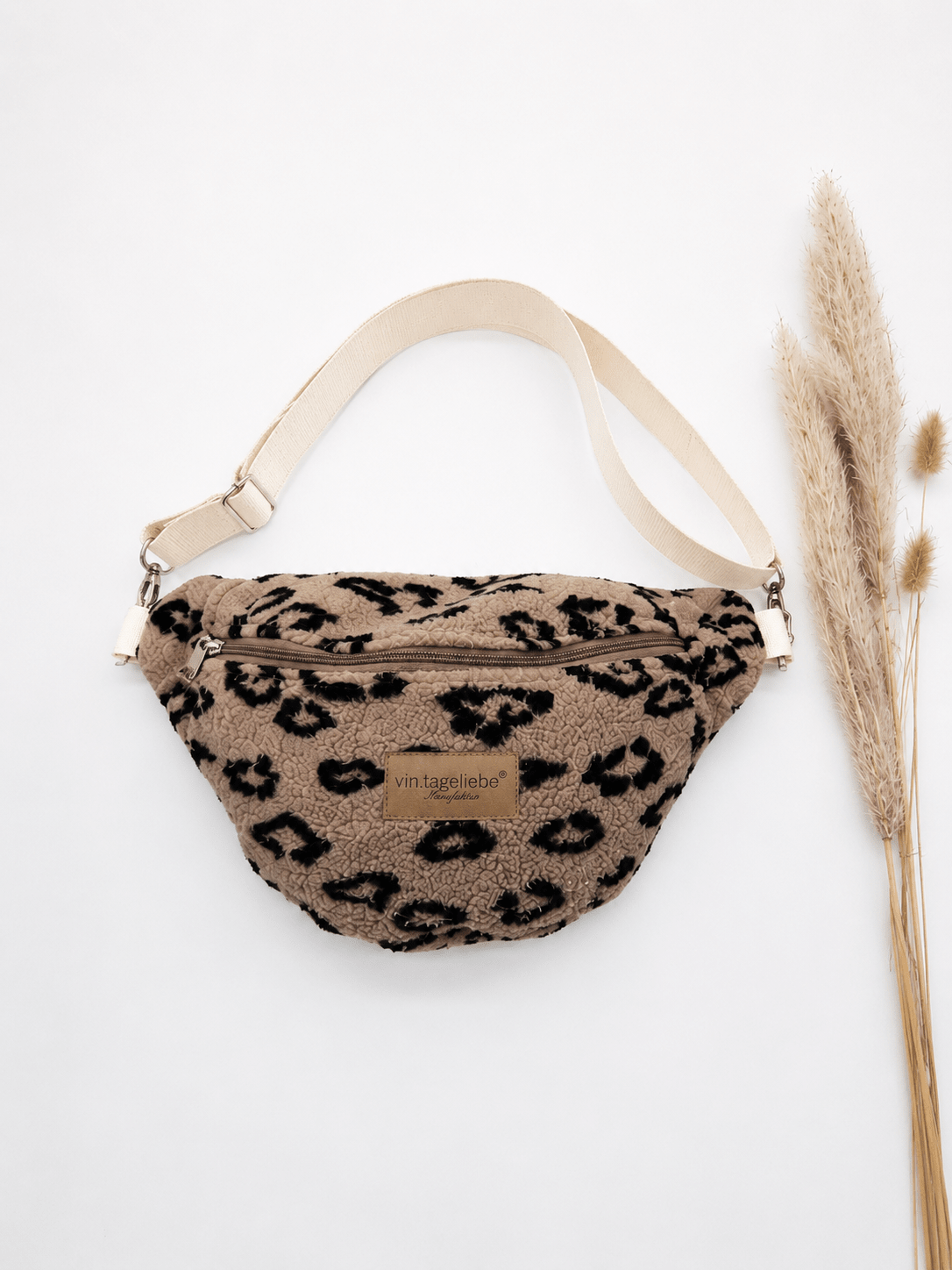 Crossbody Bauchtasche Leo – Mit Lederetikett – Vintageliebe® - Vintageliebe® Vintageliebe®Crossbody Bauchtasche