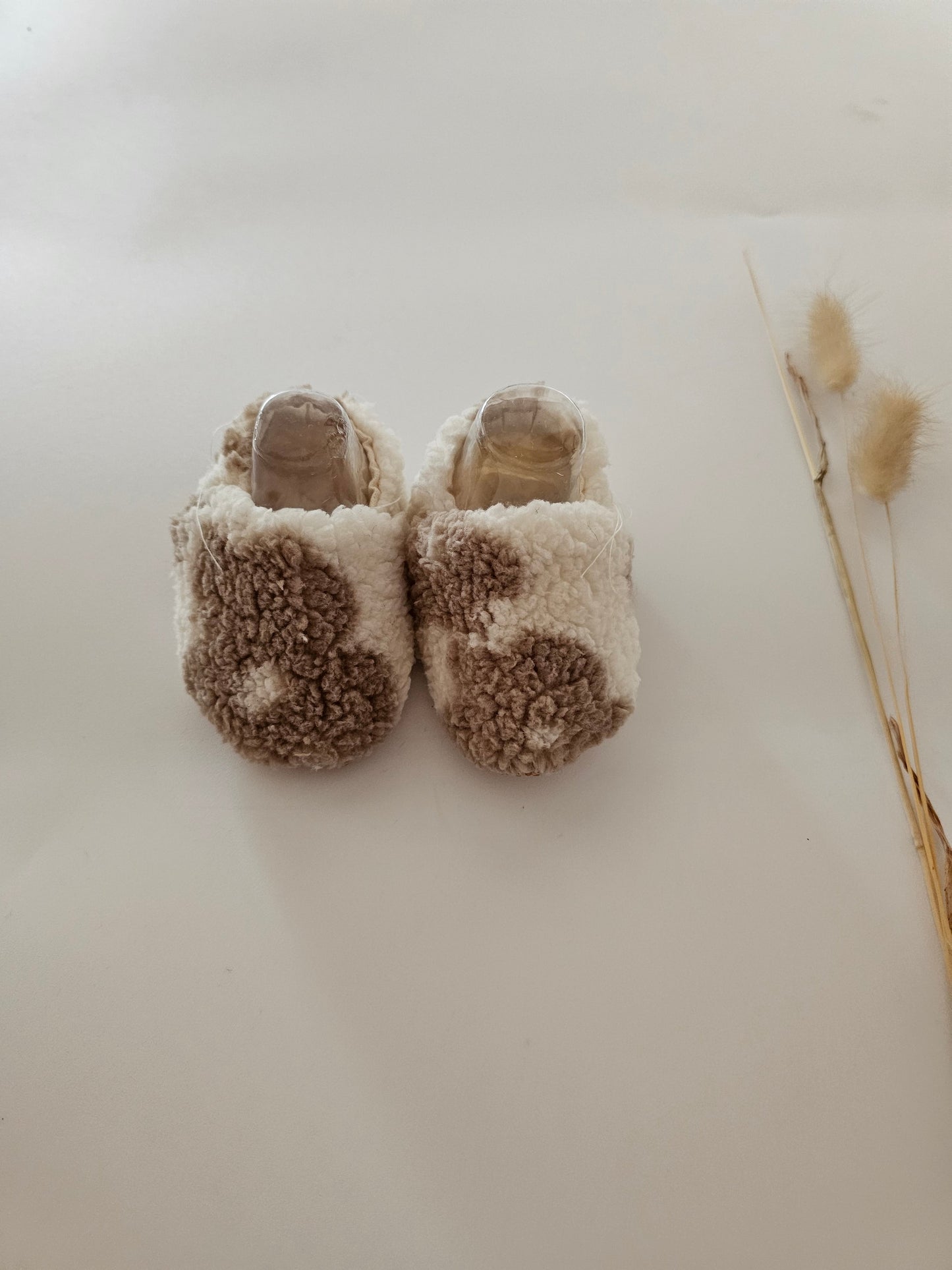 Hausschuhe | Krabbelschuhe|Barfußschuhe | Lauflernschuhe | Wollschuhe Blumen teddy - Vintageliebe® Vintageliebe®Hausschuhe