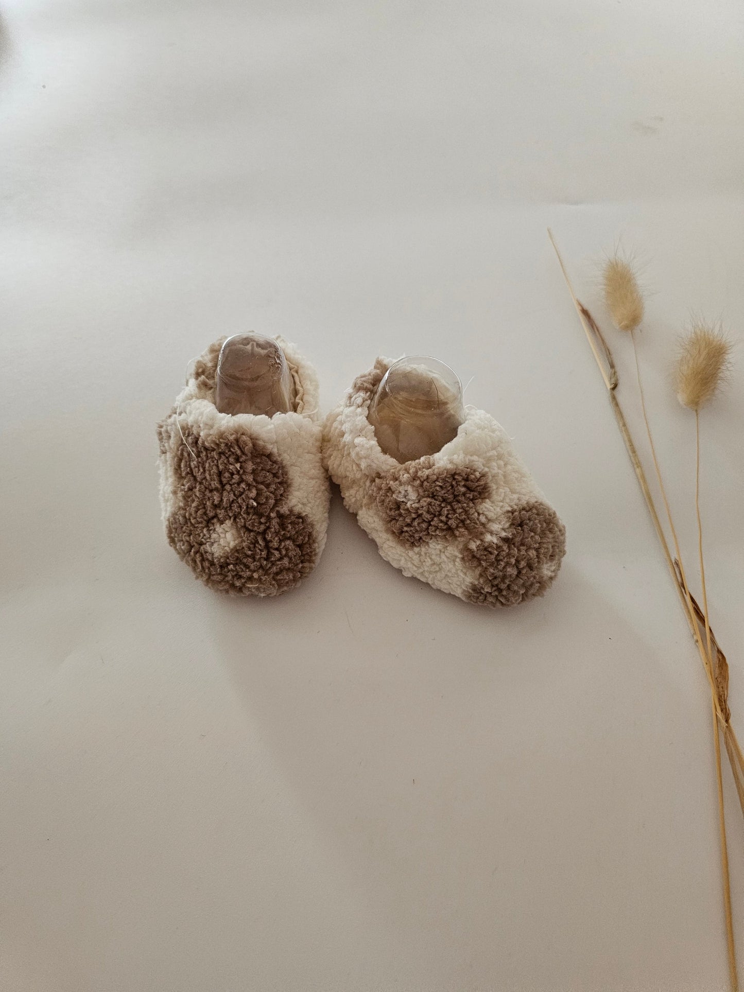 Hausschuhe | Krabbelschuhe|Barfußschuhe | Lauflernschuhe | Wollschuhe Blumen teddy - Vintageliebe® Vintageliebe®Hausschuhe