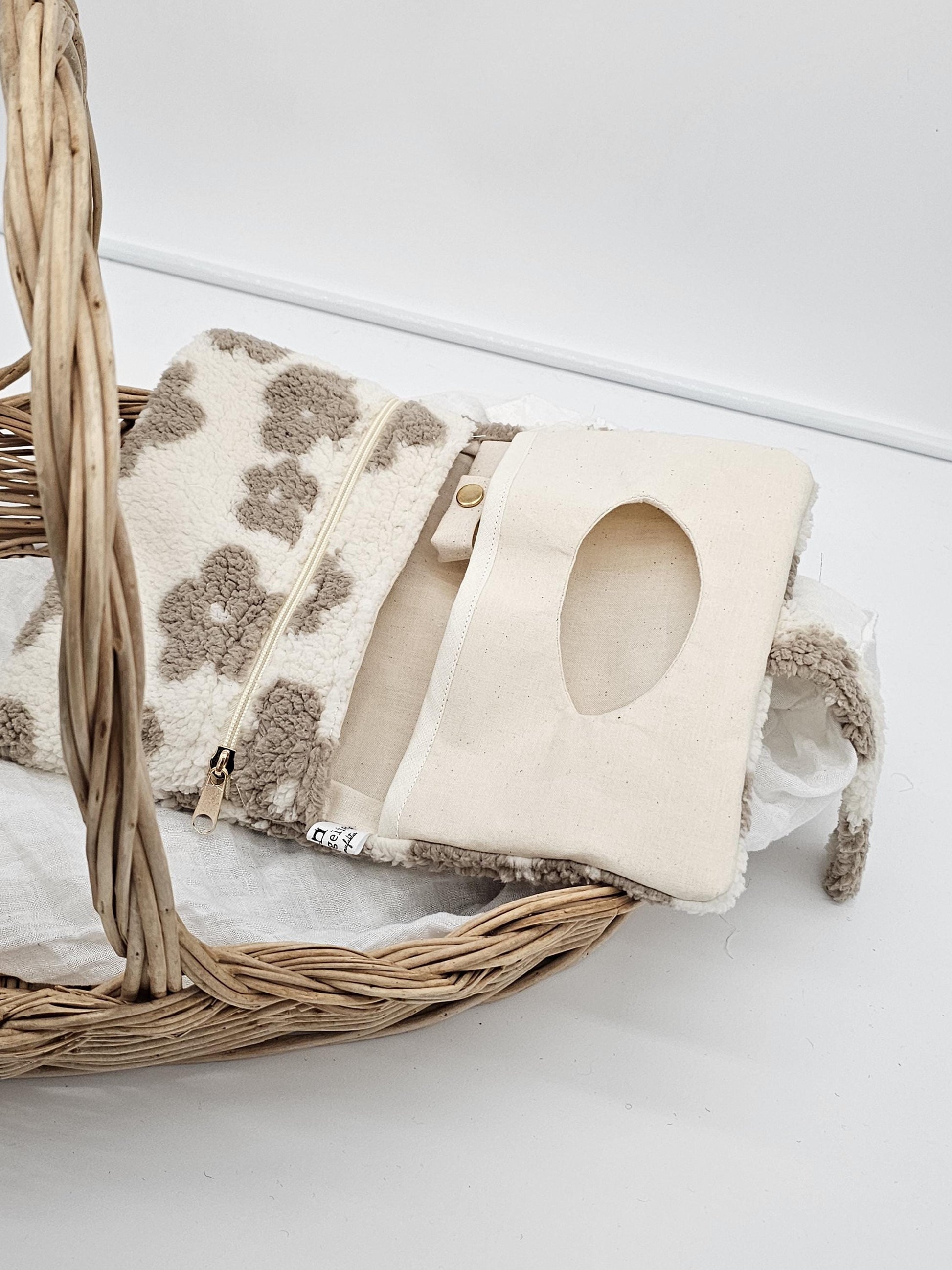 Vintageliebe® XXL Windeltasche Teddy Blume beige