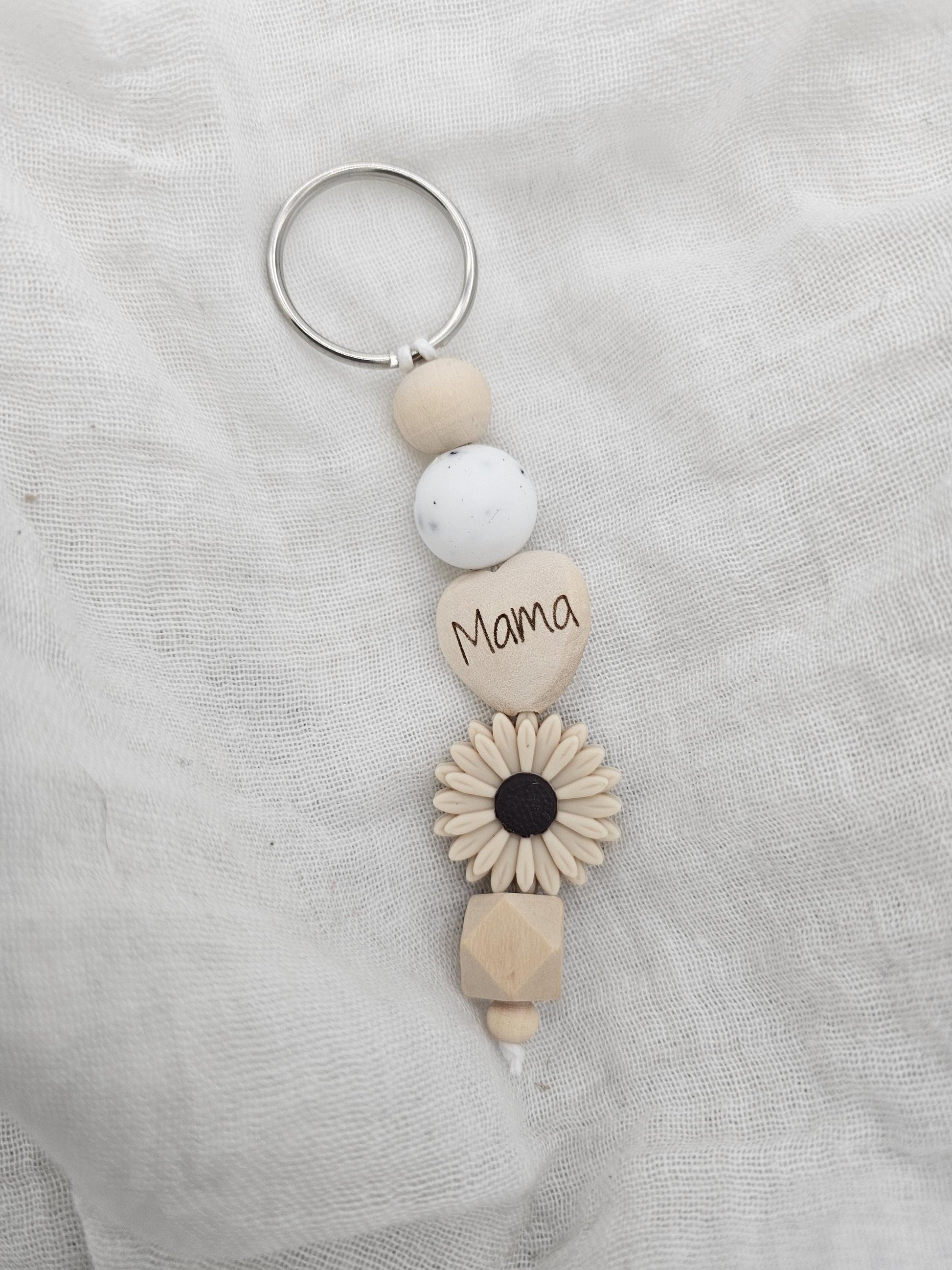 Vintageliebe® | natürlicher Schlüsselanhänger mit Namen | Mama | Papa | Opa | Oma