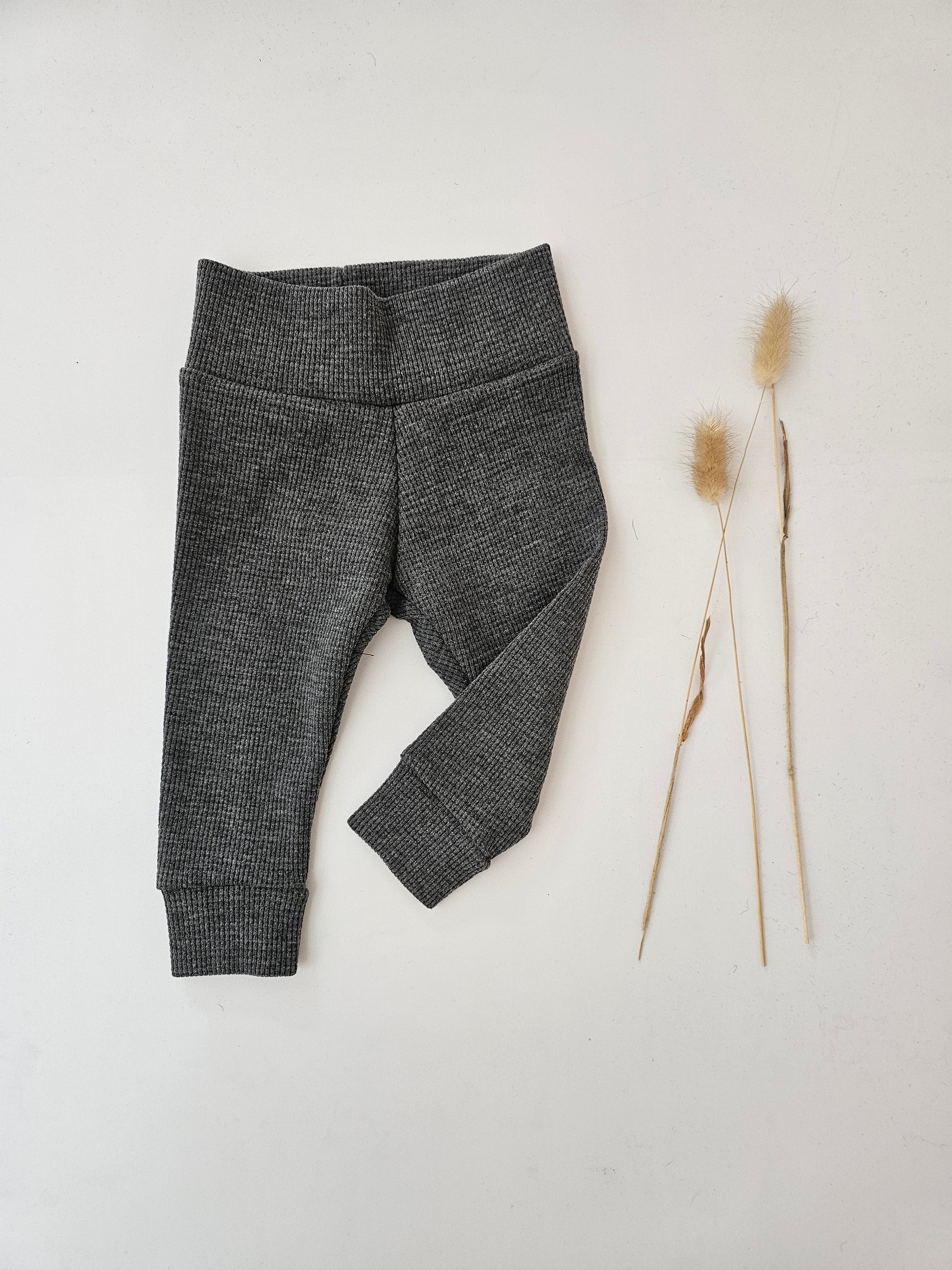 Leggings Öko tex Standard 100 Baumwolljersey Waffelmuster dunkelgrau - Vintageliebe® Mein Shop