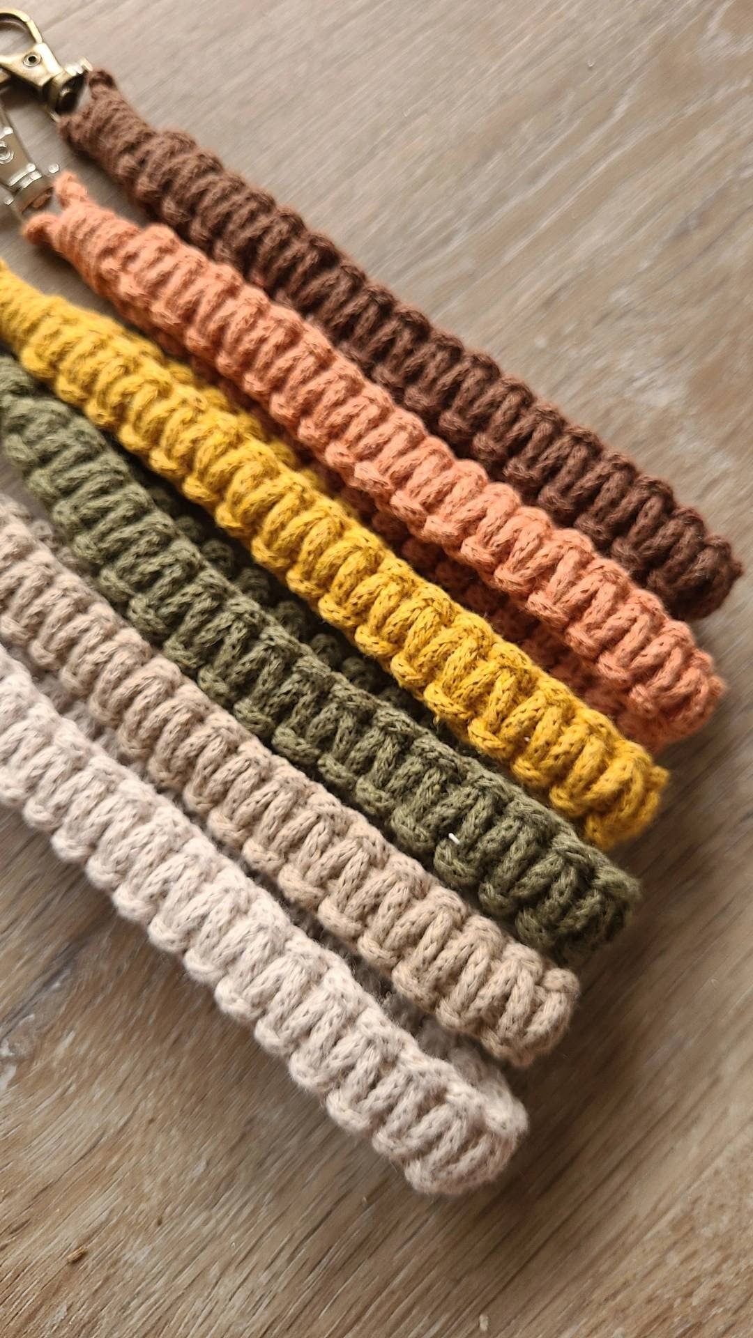 Makramee Schlüsselanhänger Handarbeit Schlaufe in Naturtönen Schlüsselband - Vintageliebe® Mein Shop
