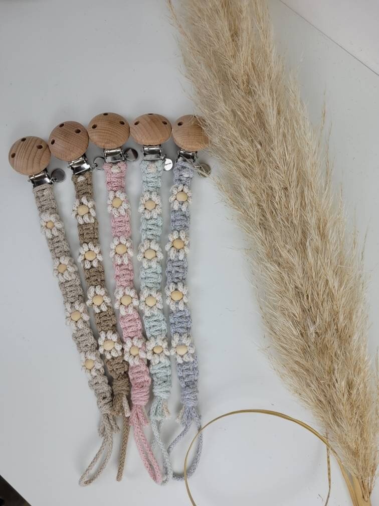 Makramee Schnullerkette Blumen - Vintageliebe® Mein Shop