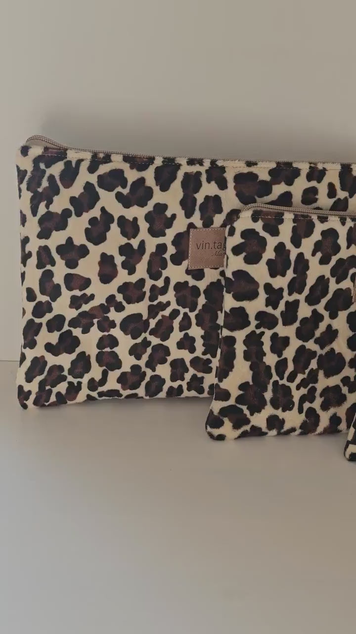 Vintageliebe® | Kosmetiktasche | Kosmetikcase in trendigem Leo-Design ohne sichtbaren Nähte | wahlweise Zipper in Silber oder Gold