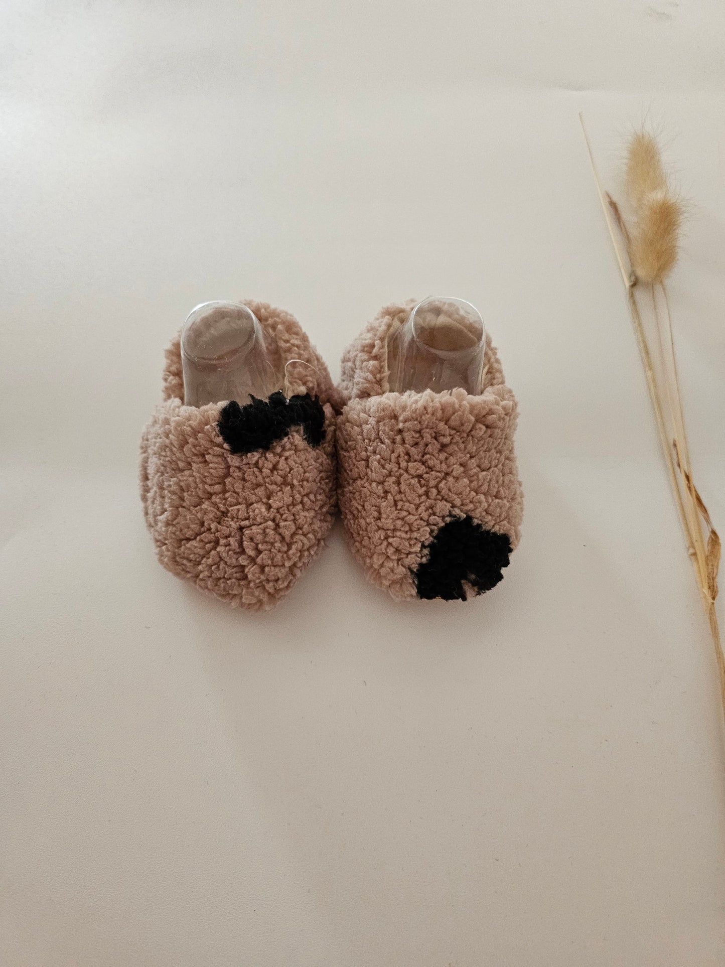 Hausschuhe | Krabbelschuhe|Barfußschuhe | Lauflernschuhe | Wollschuhe Herzen teddy