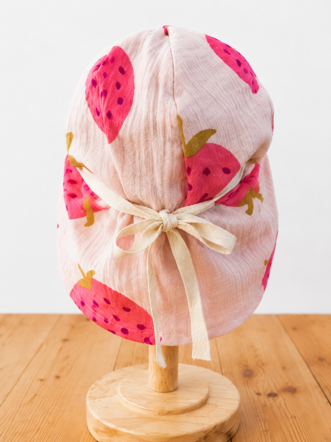 Sonnenhut Musselin Erdbeere – Sommermütze Baby & Kinder – Vintageliebe® Mitwachsmütze