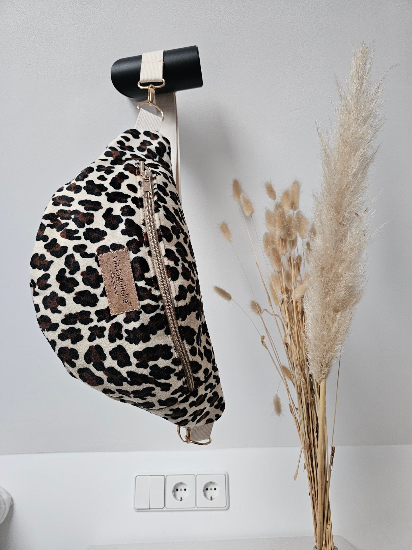 Vintageliebe® edle Crossbody Bauchtasche leo mit Lederetikett