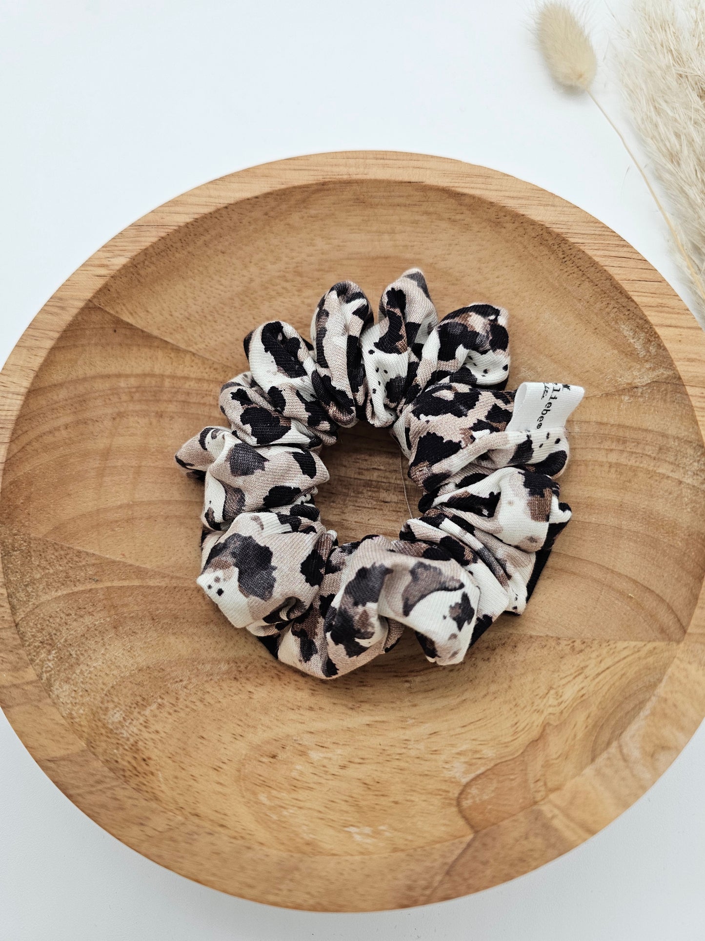 Trendiges Scrunchie leo