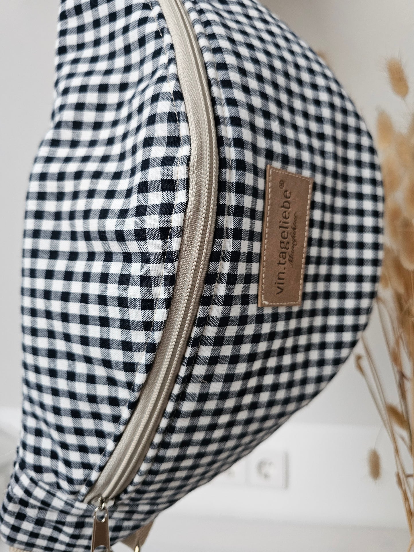 Vintageliebe® Crossbody Bauchtasche blau kariert mit edlem Lederetikett