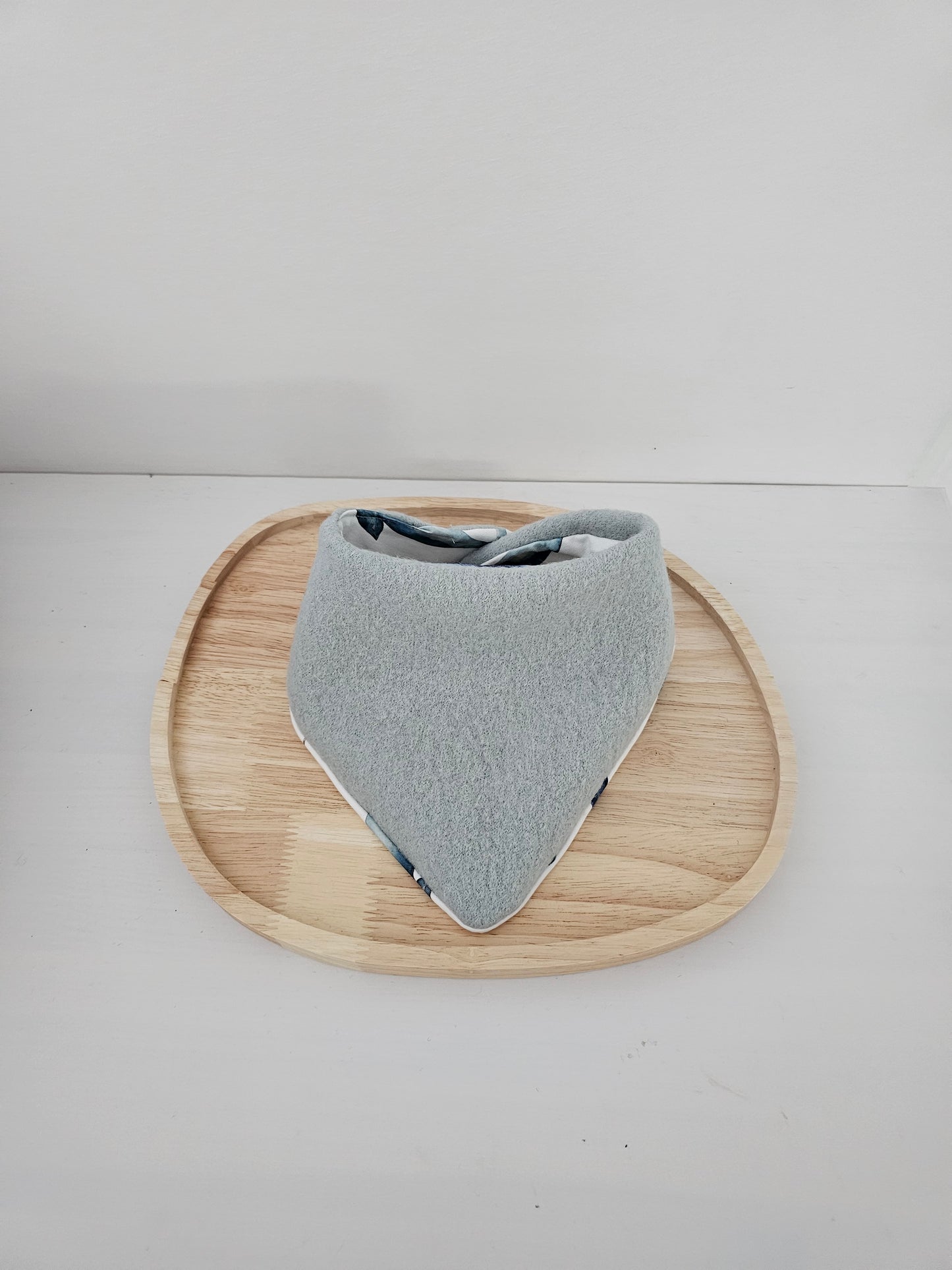 Halstuch aus 100% Schafwolle