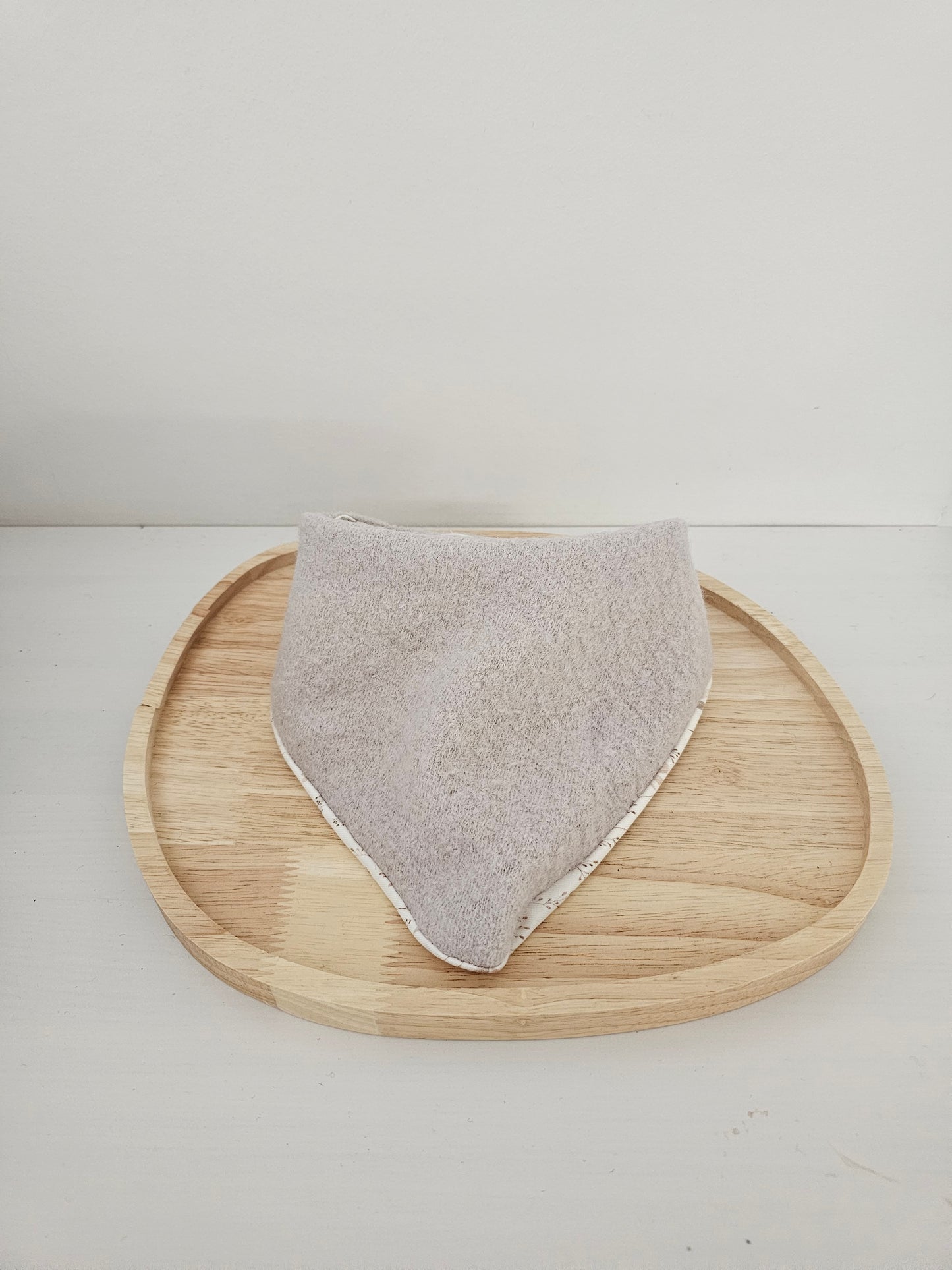 Halstuch aus 100% Schafwolle