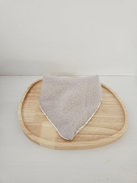 Halstuch aus 100% Schafwolle