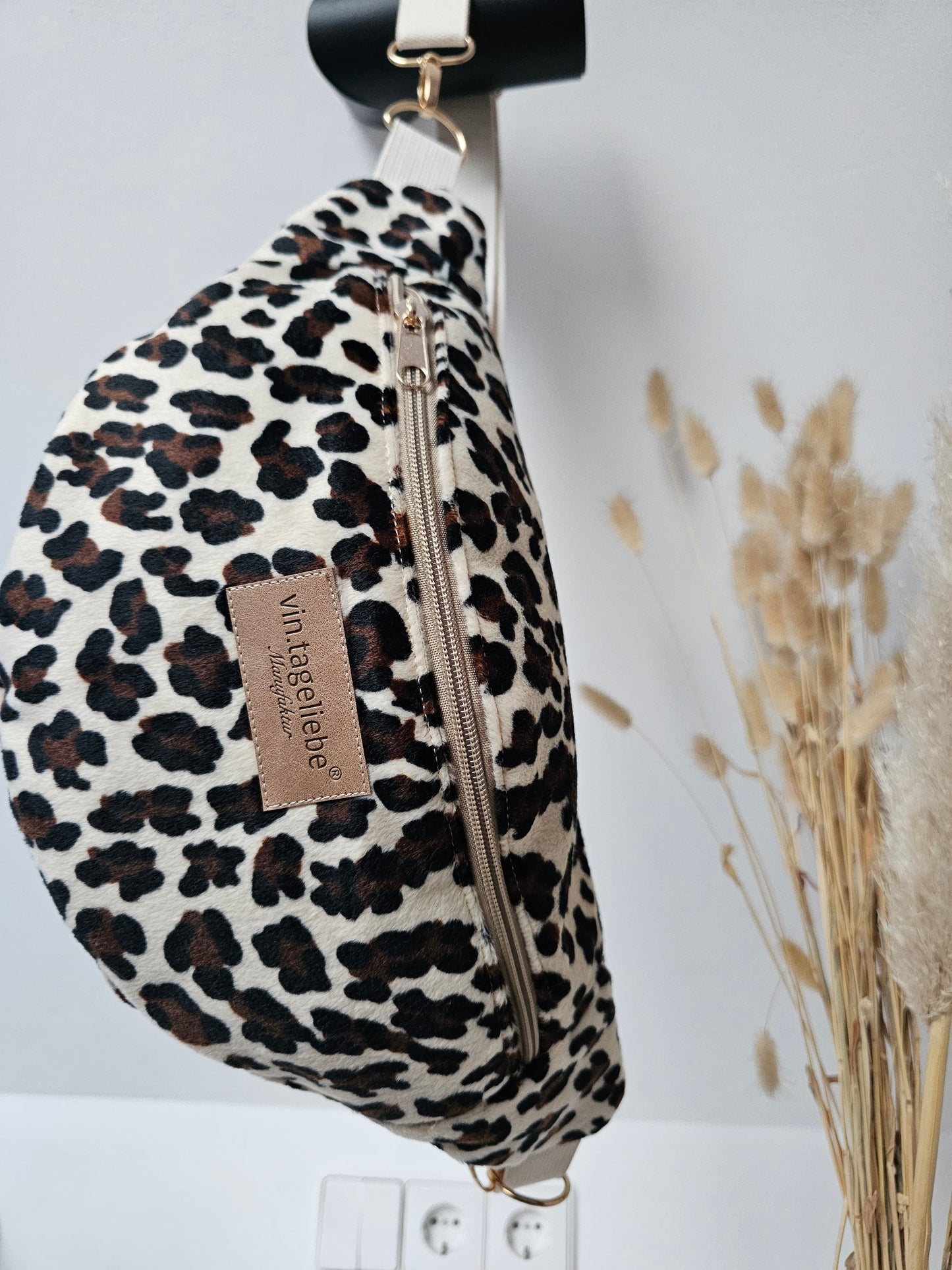 Vintageliebe® edle Crossbody Bauchtasche leo mit Lederetikett