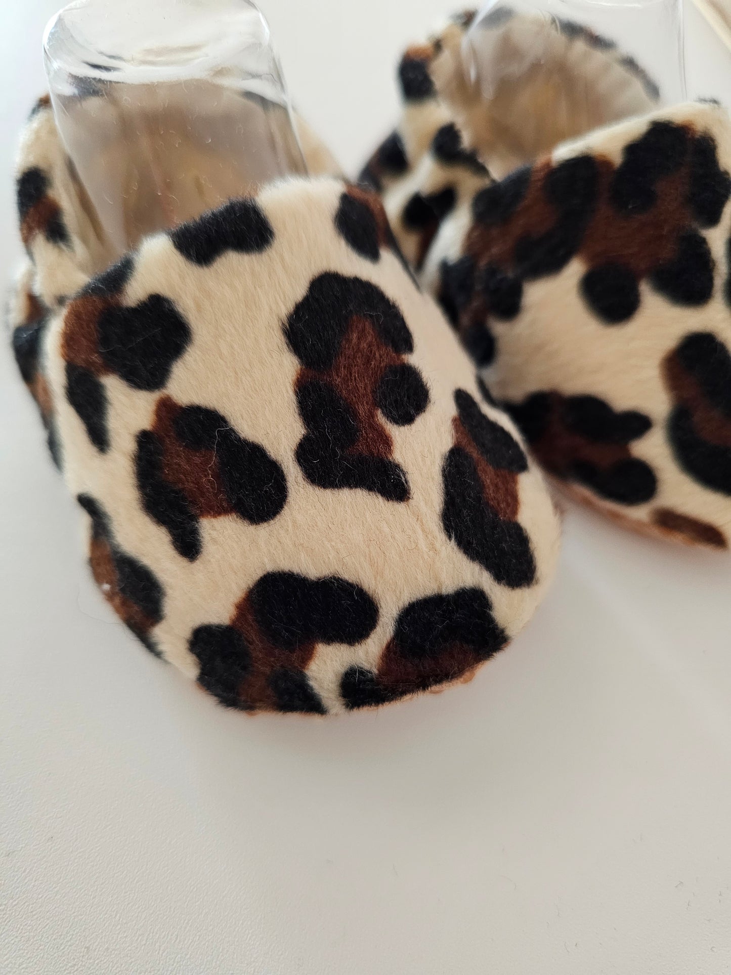 Hausschuhe | Krabbelschuhe|Barfußschuhe | Lauflernschuhe | Wollschuhe leo