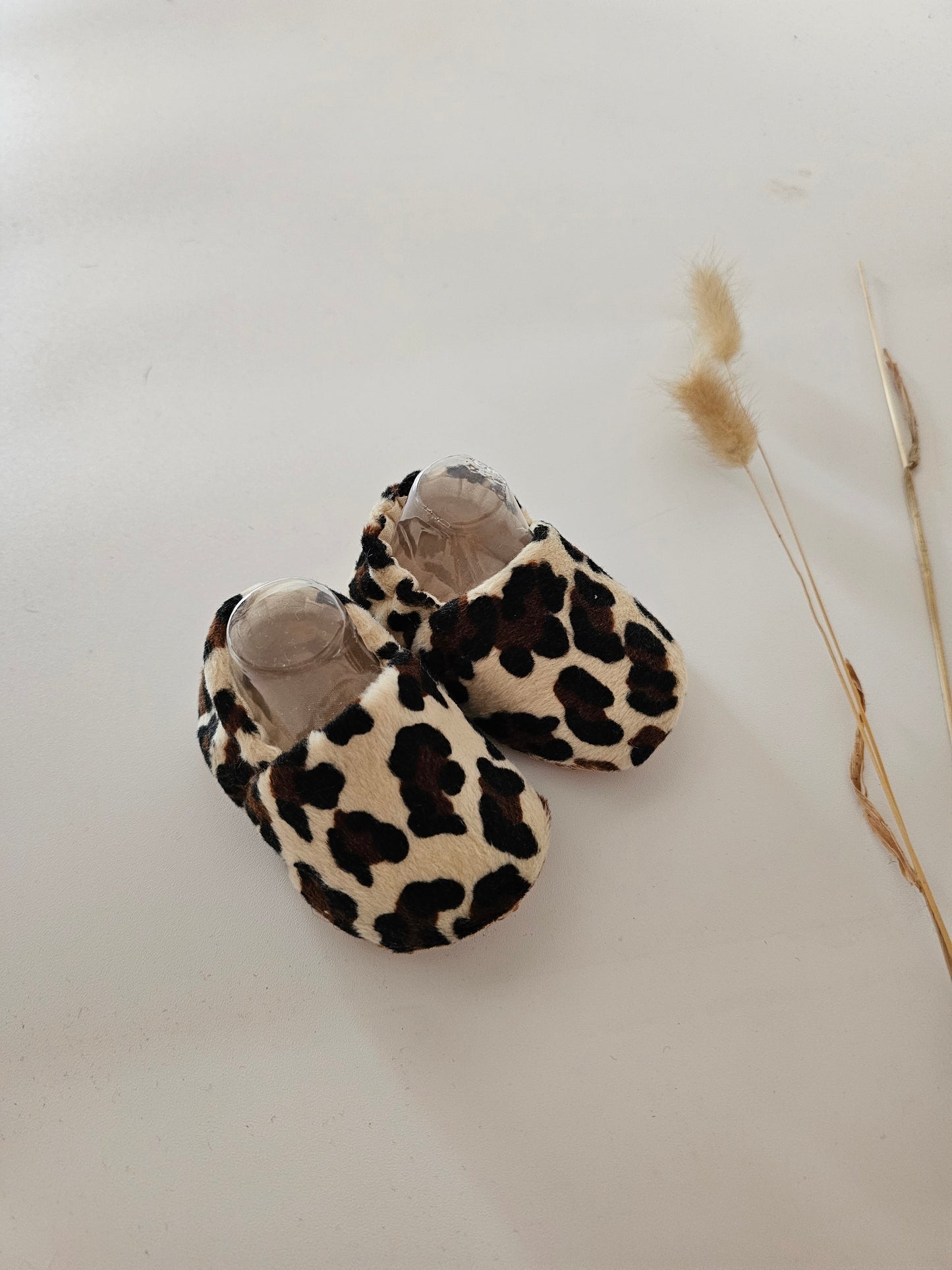 Hausschuhe | Krabbelschuhe|Barfußschuhe | Lauflernschuhe | Wollschuhe leo