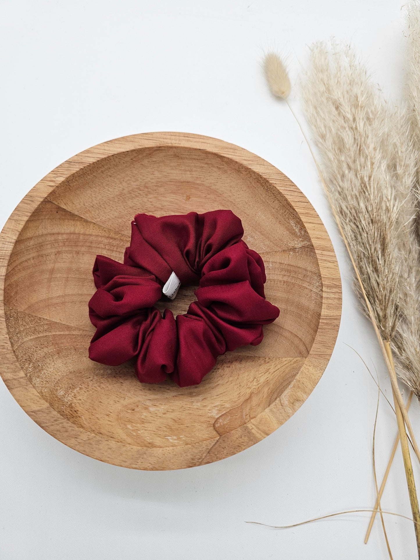 Edles Scrunchie Satin rot