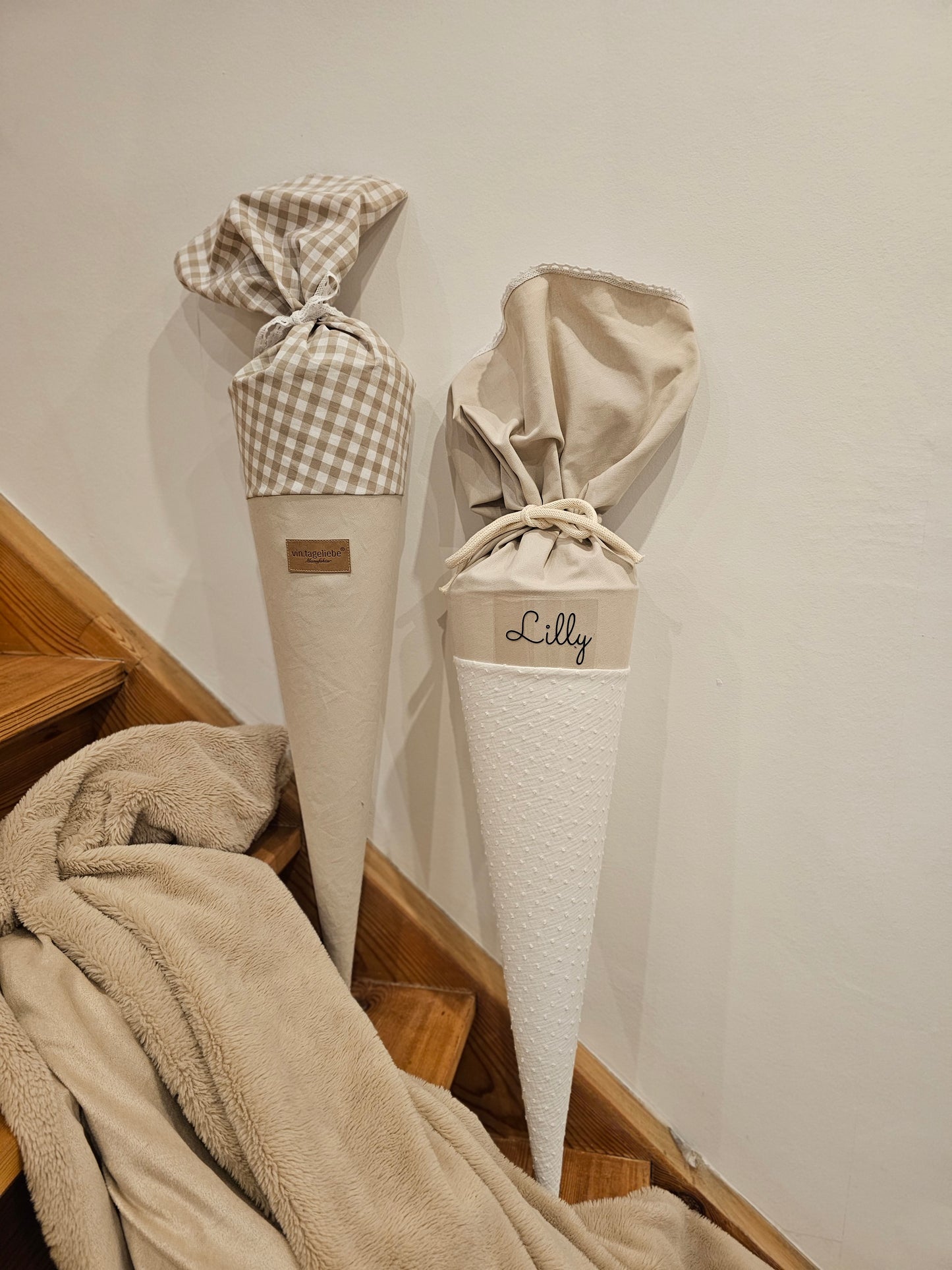 Vintageliebe® edle neutrale Schultüte mit einem Lederlogo