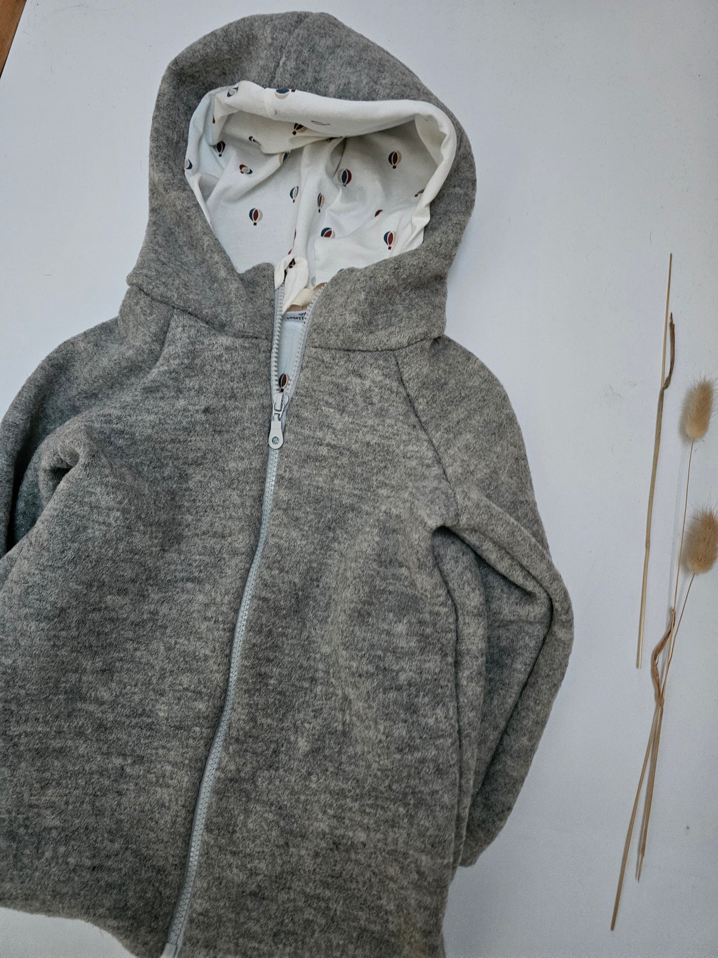 Wollwalkjacke für Kinder Gr. 0-3 Monate bis 10 Jahre grau