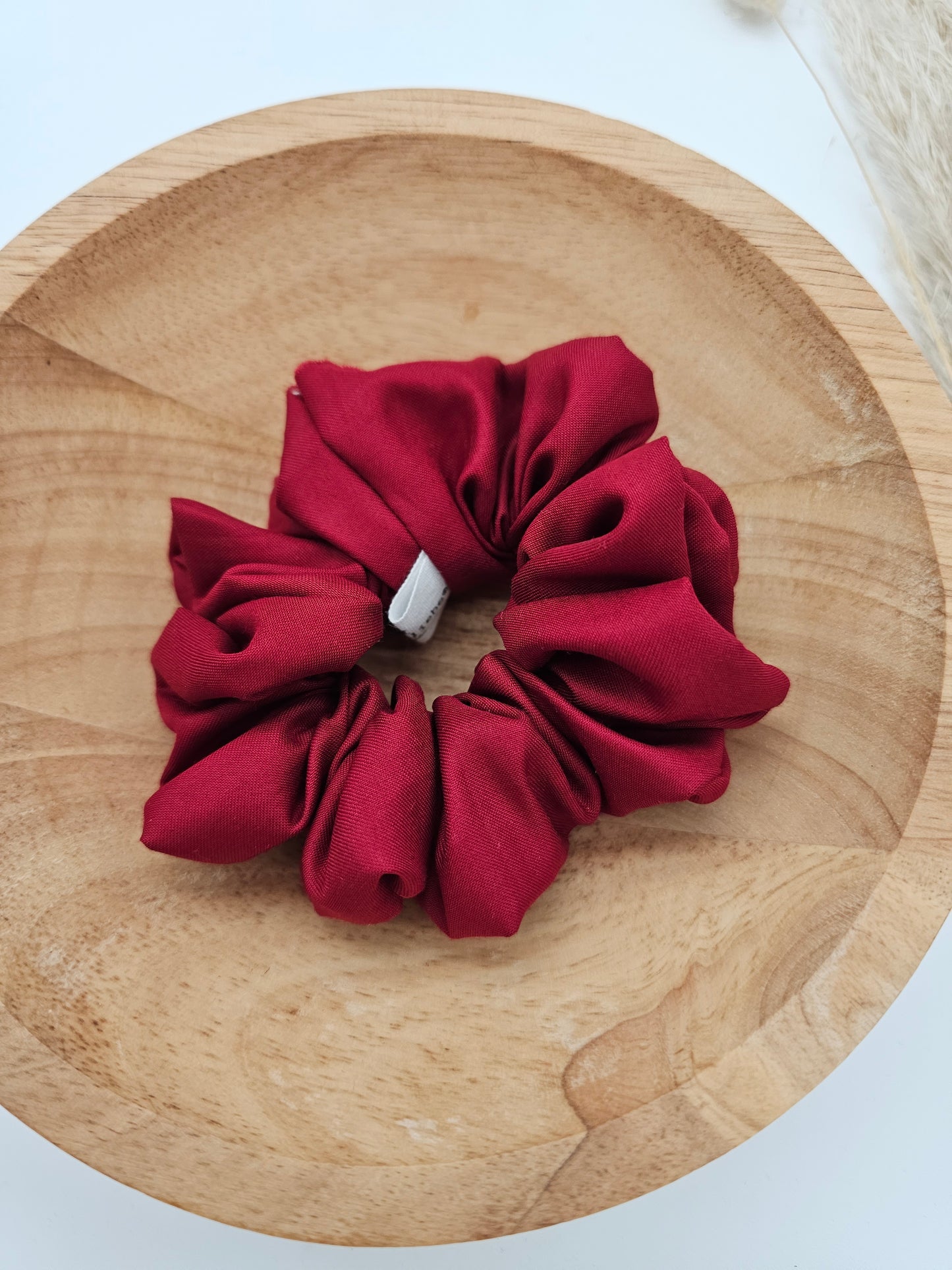 Edles Scrunchie Satin rot