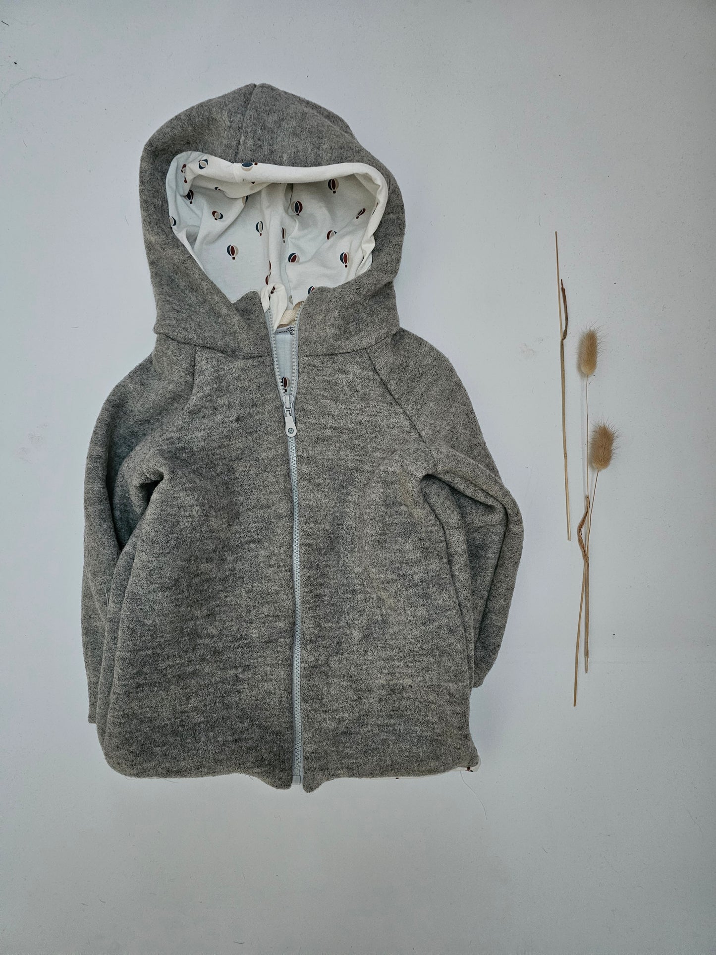 Wollwalkjacke für Kinder Gr. 0-3 Monate bis 10 Jahre grau