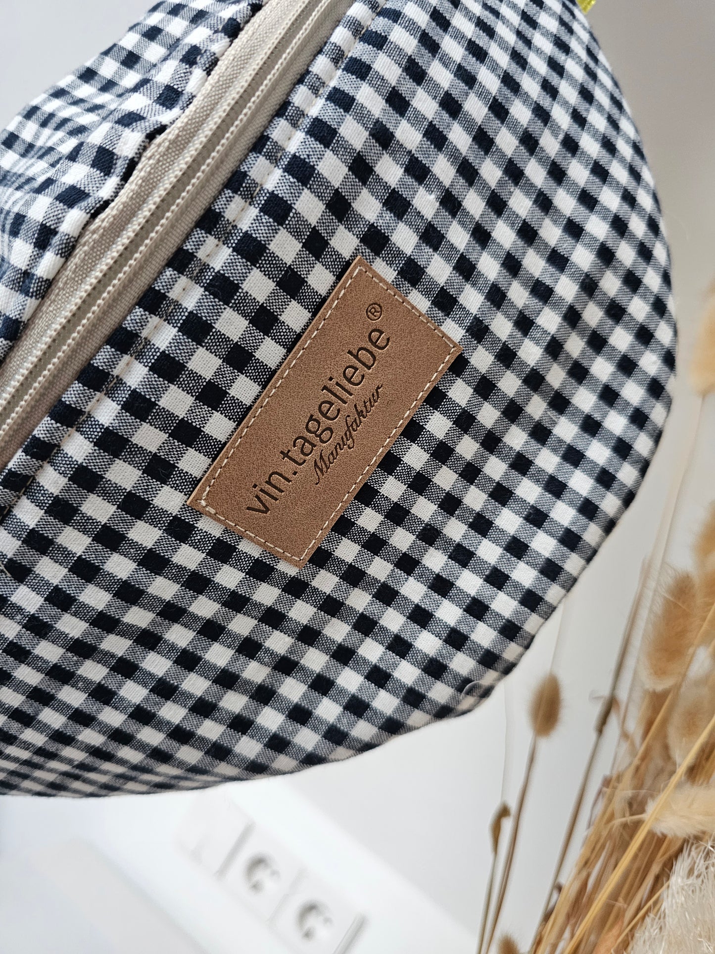 Vintageliebe® Crossbody Bauchtasche blau kariert mit edlem Lederetikett