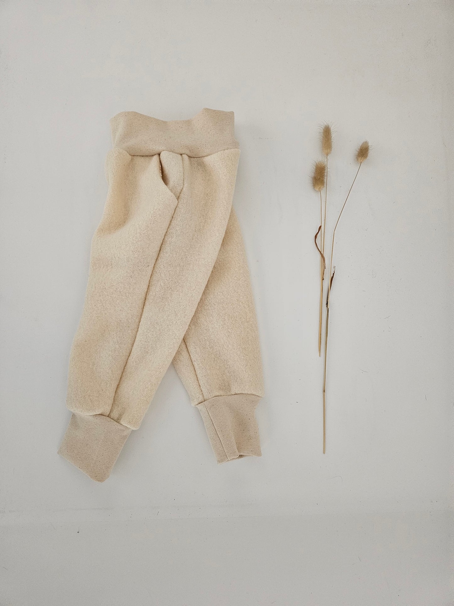 Walkhose aus 100% Schurwolle mit Hosentaschen Gr. 74 - 122 creme