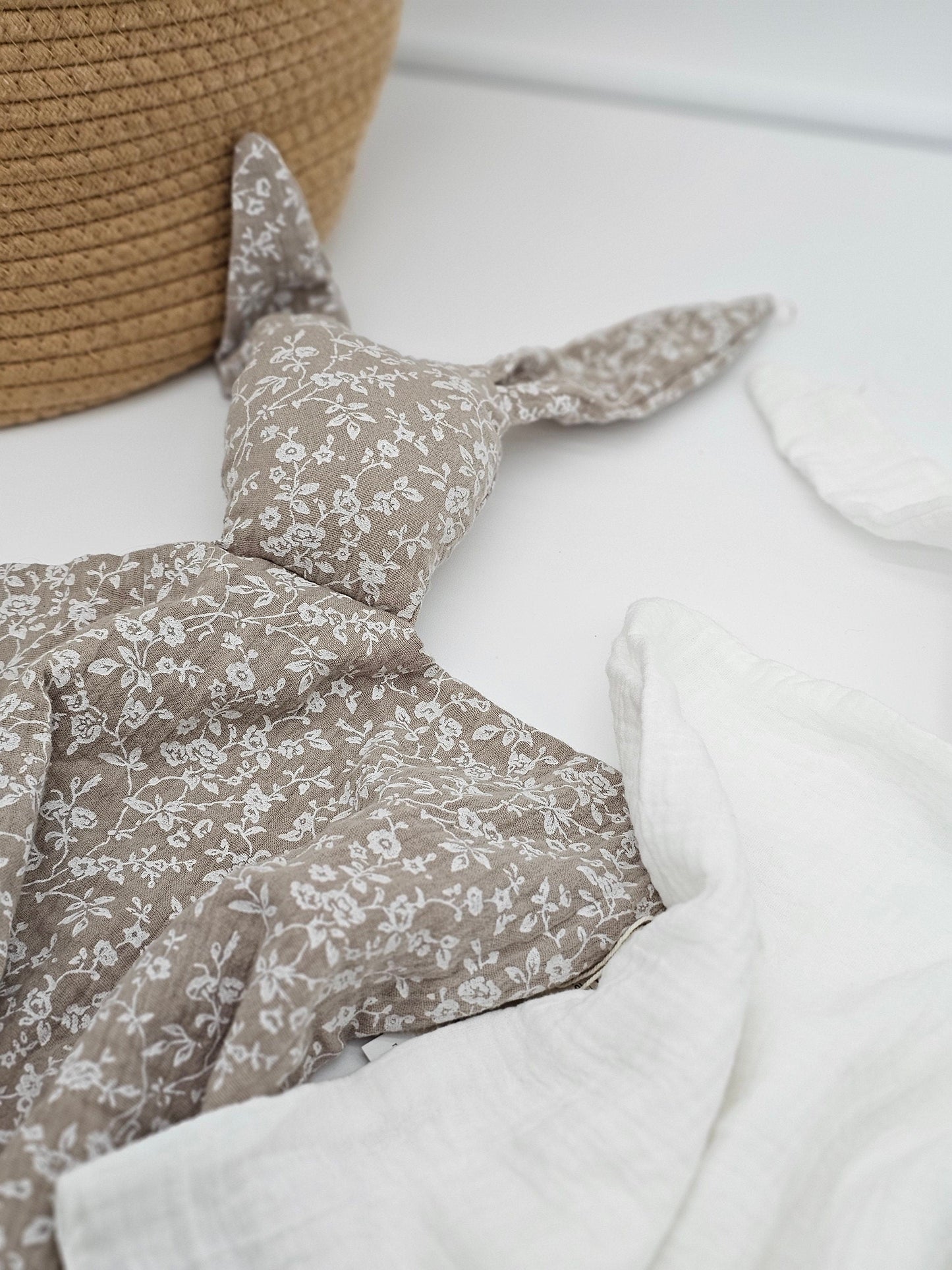 Schmusetuch Schnuffeltuch Hase Häschen mit Schnullerhalter - Vintageliebe® Mein Shop