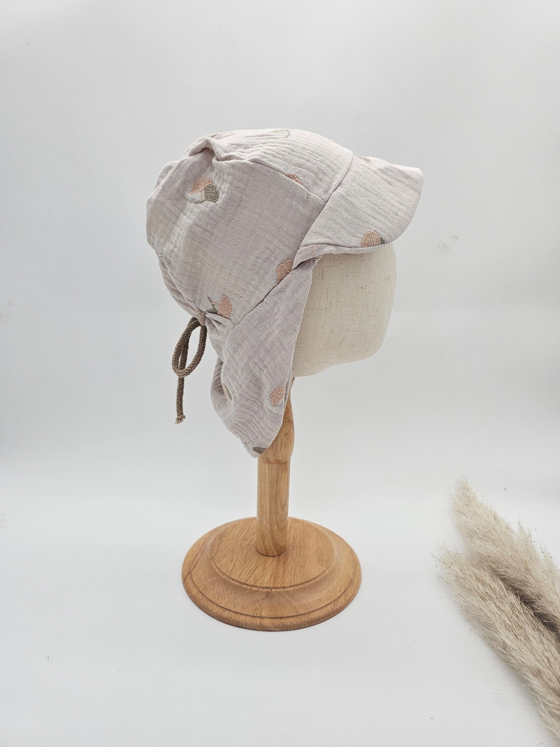 Sonnenhut Musselin blätter gestickt– Sommermütze Baby & Kinder – Vintageliebe® - Vintageliebe® Mein Shop