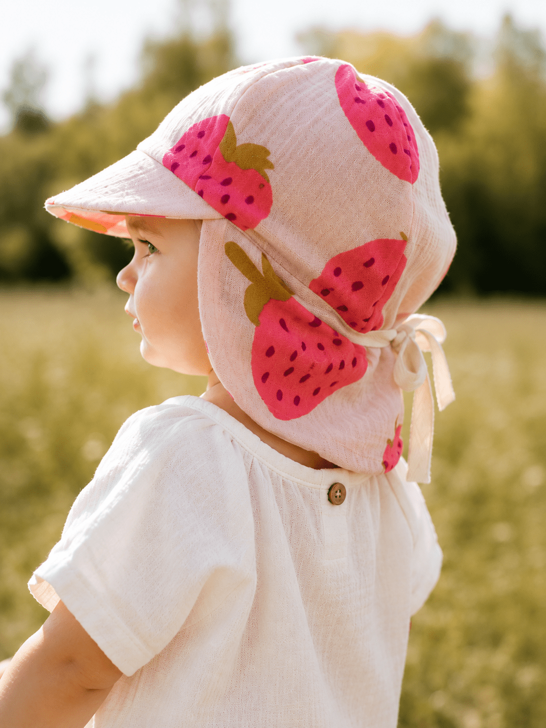 Sonnenhut Musselin Erdbeere – Sommermütze Baby & Kinder – Vintageliebe® Mitwachsmütze - Vintageliebe® Mein Shop