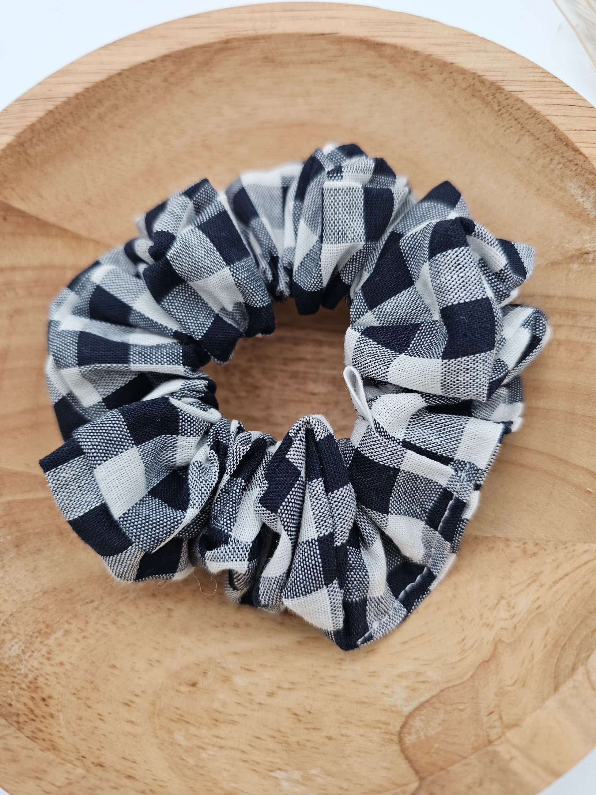 Trendiges Scrunchie marineblau kariert - Vintageliebe® Vintageliebe®