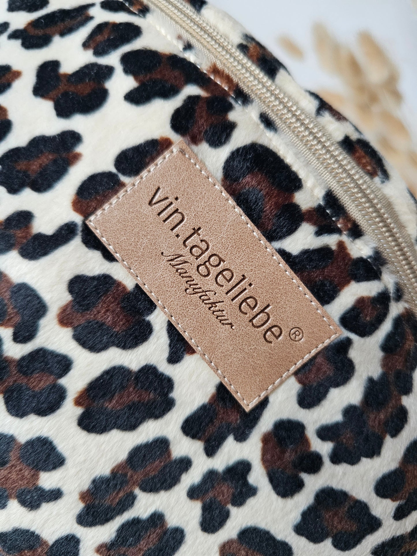 Vintageliebe® edle Crossbody Bauchtasche leo mit Lederetikett - Vintageliebe® Vintageliebe®Crossbody Bauchtasche