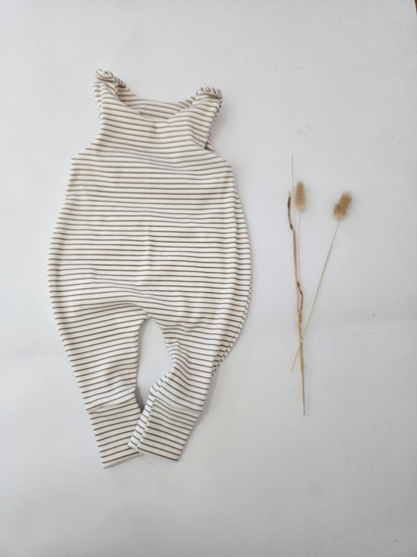 Vintageliebe® edler Strampler beige gestreift aus zertifiziertem Baumwolljersey - Vintageliebe® Vintageliebe®Strampler aus Bio - Baumwolljersey