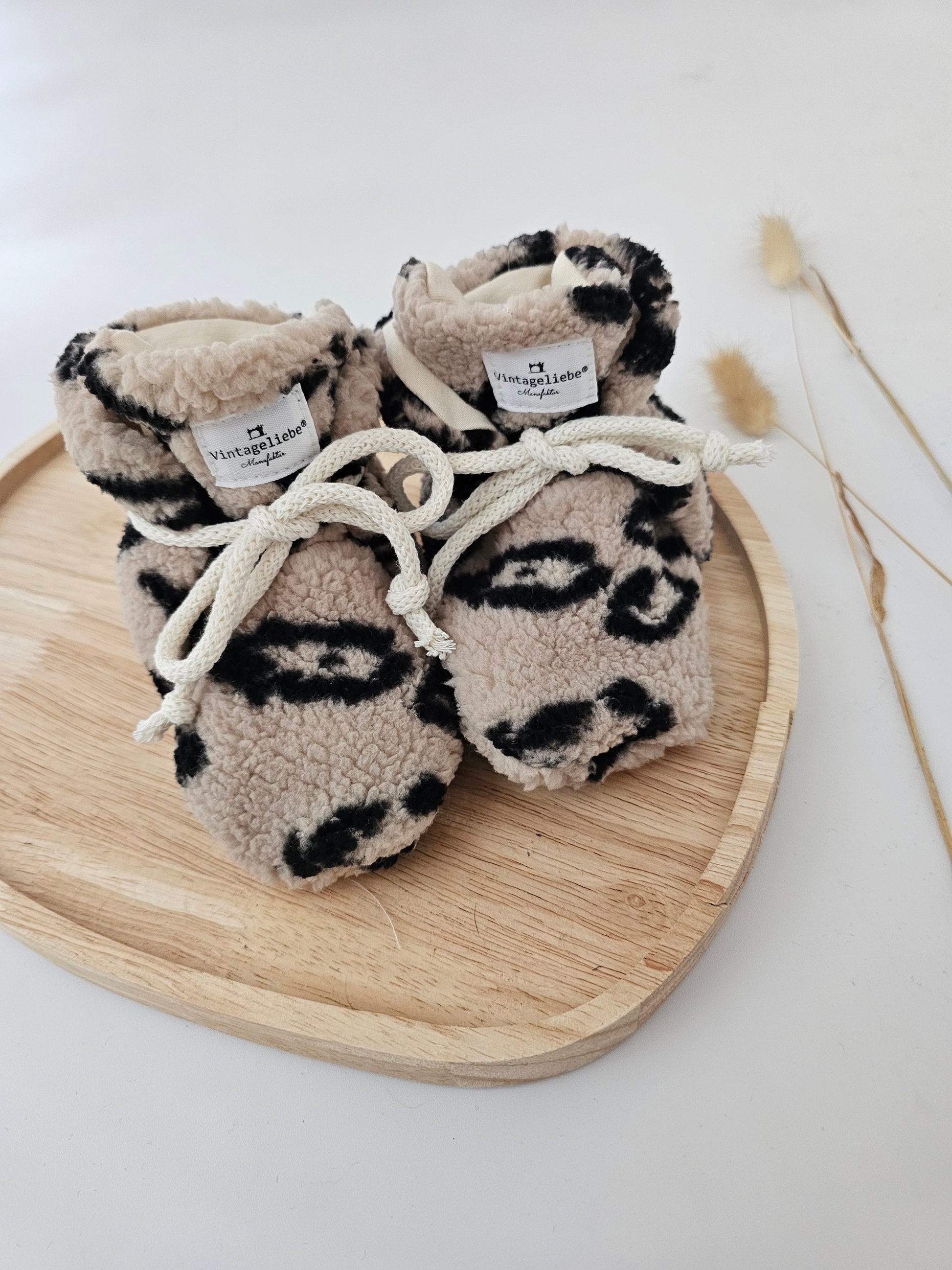 Vintageliebe® Hausschuhe Babyschuhe Walkboots leo teddy - Vintageliebe® Vintageliebe®Boot aus 100% Schafwolle creme beige