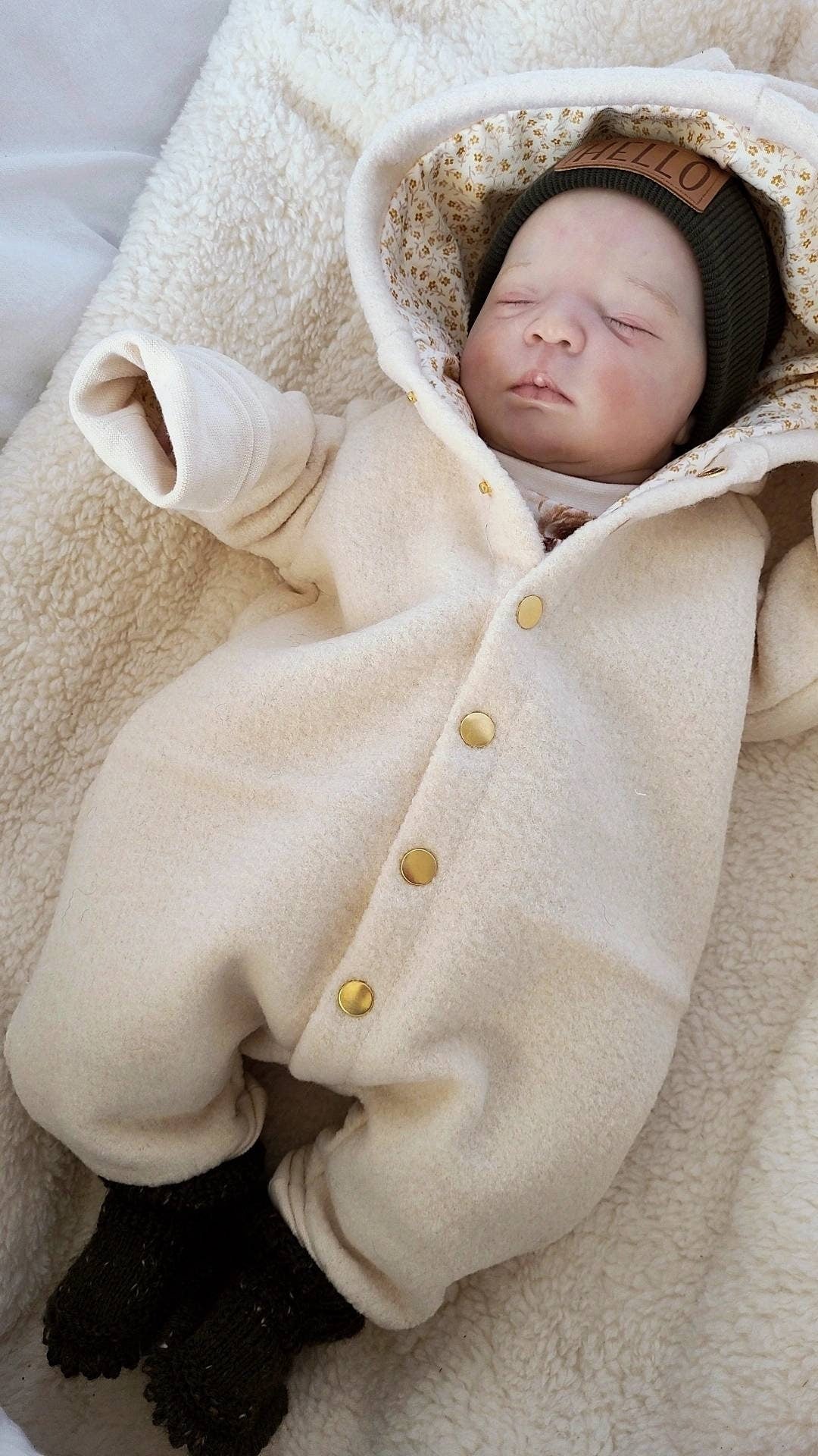 Vintageliebe® WOLLWALKOVERALL aus 100% Schurwolle. Naturprodukt. Walkloden Walkoverall Overall Creme beige - Vintageliebe® Mein ShopWalkmütze, Bärenmütze aus 100% Schafwolle