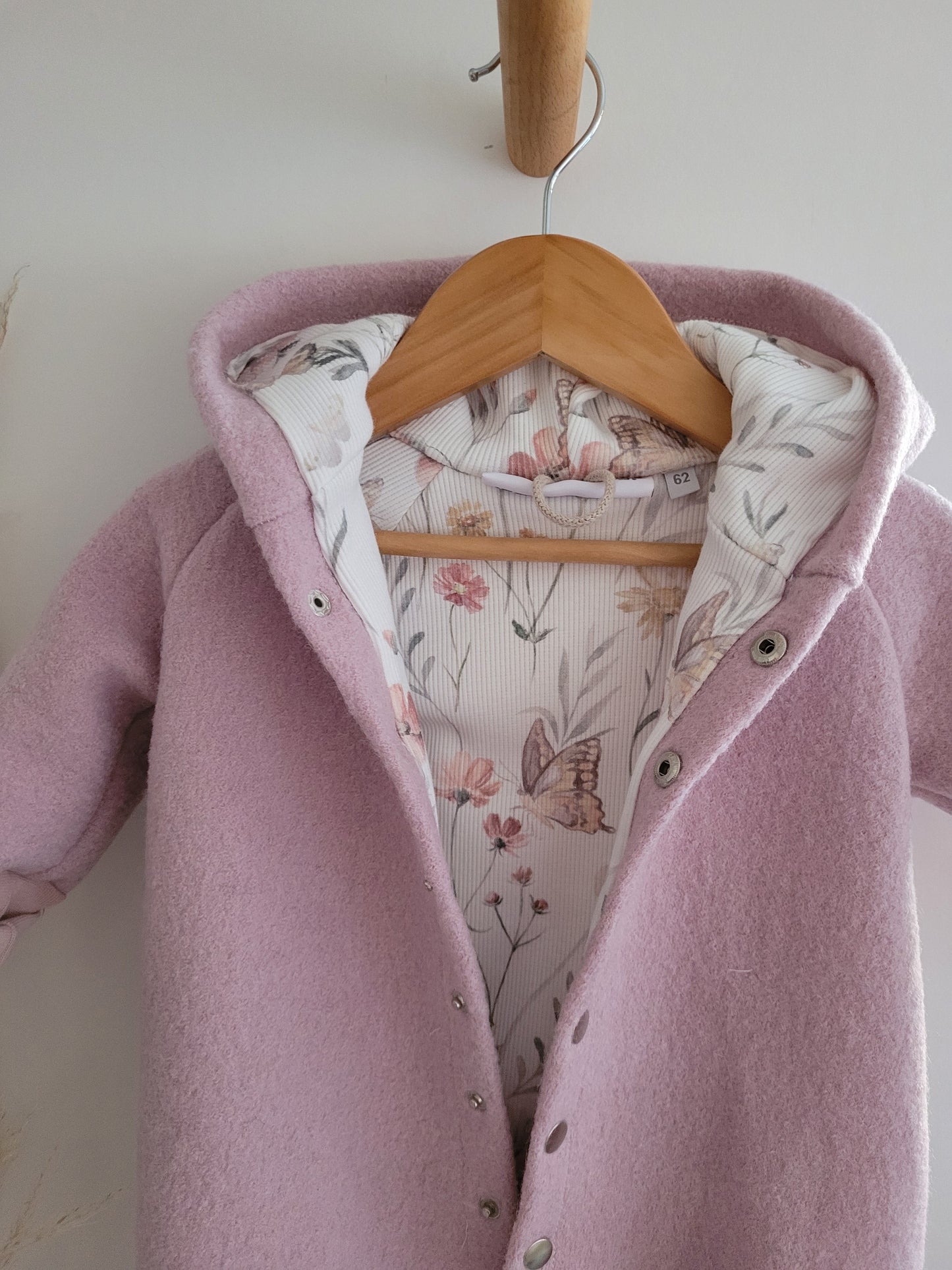 Vintageliebe® WOLLWALKOVERALL aus 100% Schurwolle. Naturprodukt. Walkloden Walkoverall Overall rosa - Vintageliebe® Mein ShopWalkmütze, Bärenmütze aus 100% Schafwolle