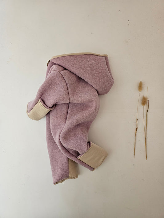 Vintageliebe® WOLLWALKOVERALL mit Umschlagbündchen aus 100% Schurwolle. Naturprodukt. Walkloden Walkoverall Overall rosa - Vintageliebe® Mein ShopWalkmütze, Bärenmütze aus 100% Schafwolle