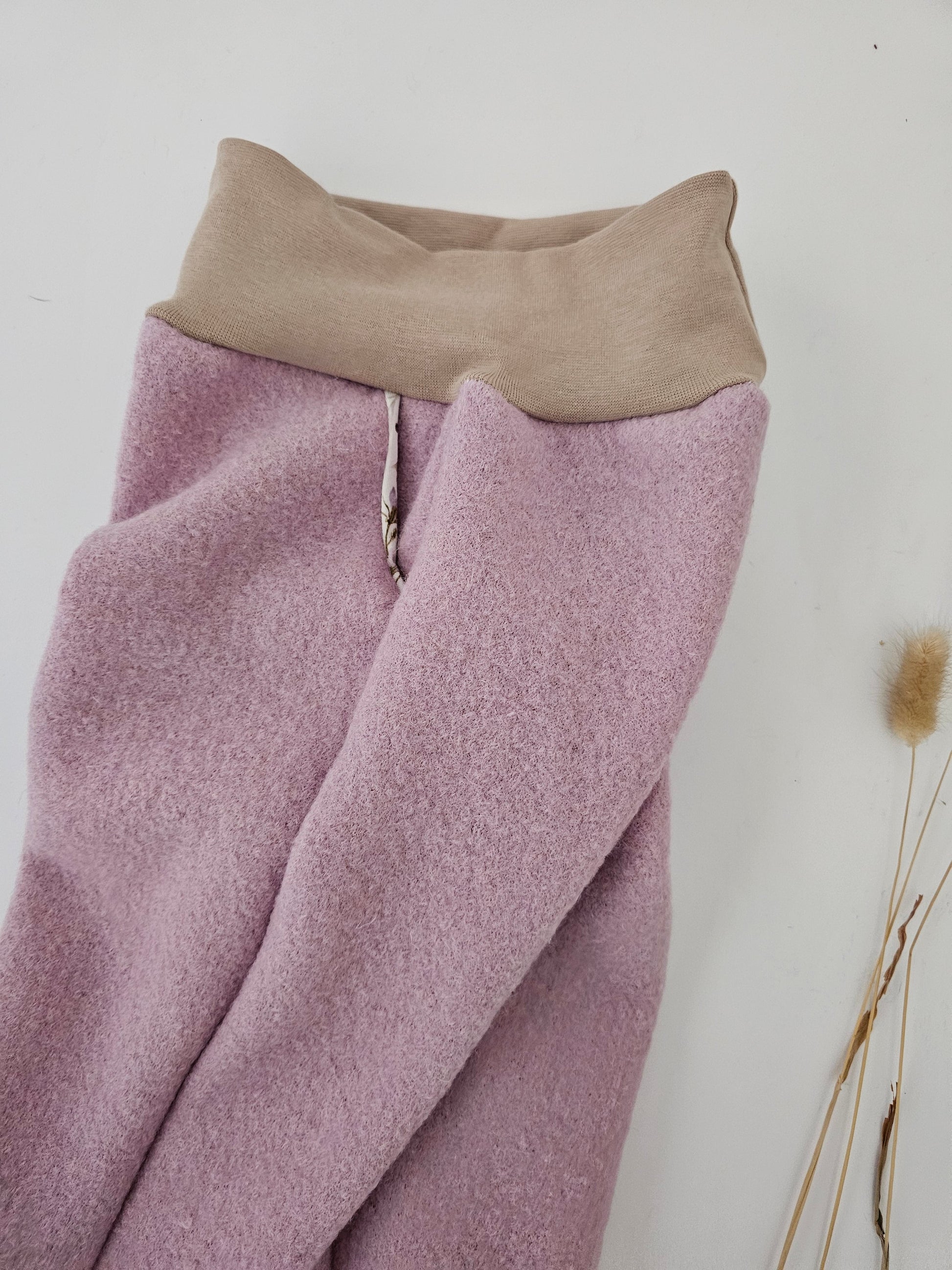 Walkhose aus 100% Schurwolle mit Hosentaschen Gr. 74 - 122 rosa - Vintageliebe® Vintageliebe®Wollwalkhose